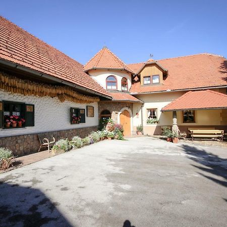 Hotel Moj Dom-Toplak Jursinci Exterior foto